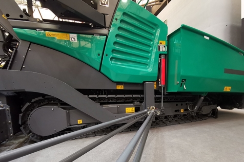 攤鋪機(jī)履塊應(yīng)用